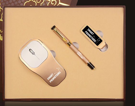 Welcome kit - Bộ quà tặng công nghệ